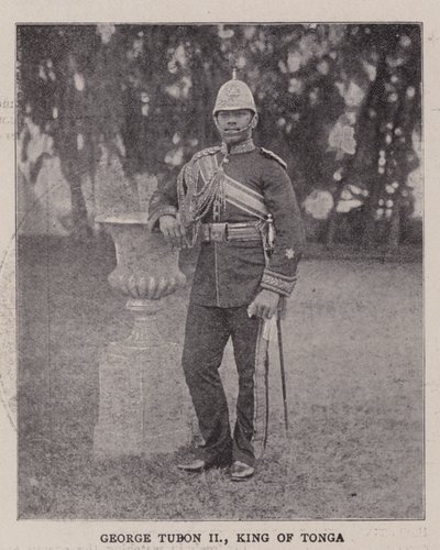 George Tubon II, koning van Tonga door English Photographer