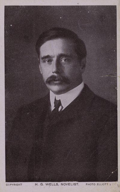 H G Wells (1866-1946), Engelse romanschrijver door English Photographer