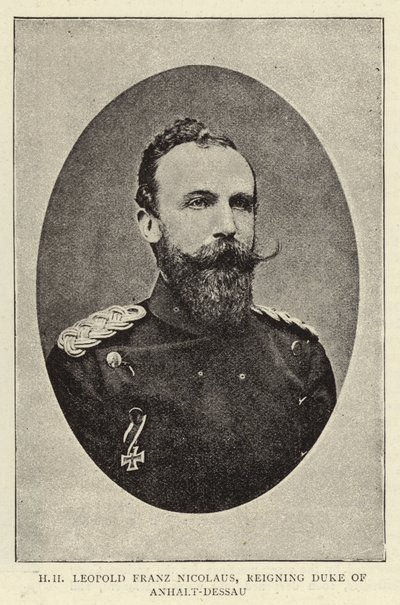 H H Leopold Franz Nicolaus, regerende hertog van Anhalt-Dessau door English Photographer