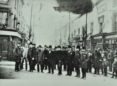 Hare Street: opening van Woolwich ferry, 1889 door English Photographer