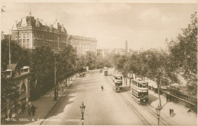 Hotel Cecil en Embankment, Londen door English Photographer