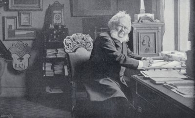 Ibsen in zijn studeerkamer (zw/w foto) door English Photographer