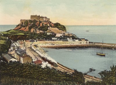 Jersey: Mount Orgueil Kasteel door English Photographer