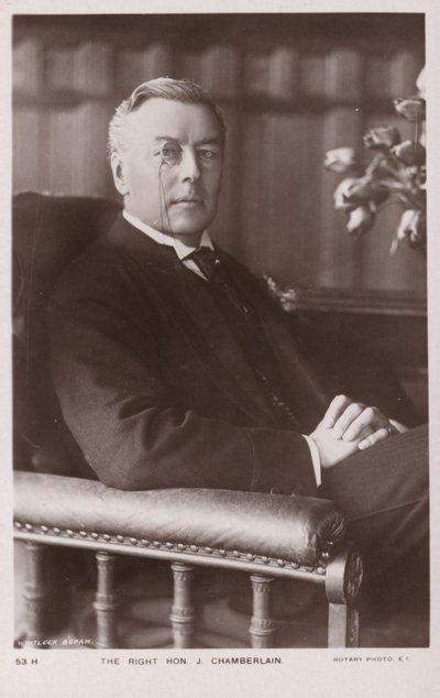 Joseph Chamberlain door English Photographer