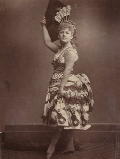 Katrine Munro door English Photographer