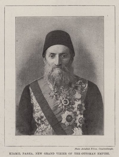 Kiamil Pasha, nieuwe Grootvizier van het Ottomaanse Rijk door English Photographer