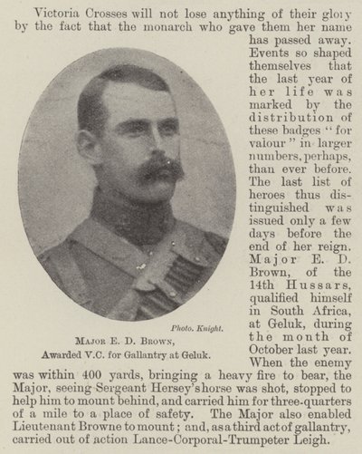 Majoor E D Brown, onderscheiden met VC voor moed bij Geluk door English Photographer
