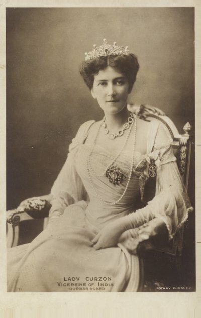 Mary Curzon door English Photographer