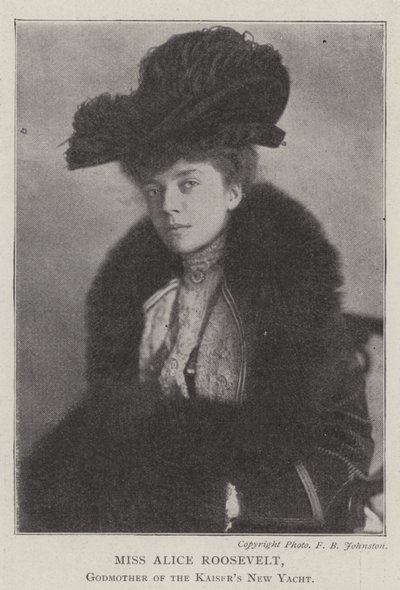 Mejuffrouw Alice Roosevelt, peettante van de nieuwe jacht van de keizer door English Photographer