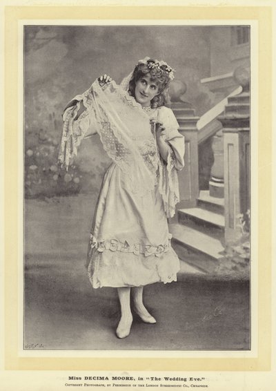 Miss Decima Moore in The Wedding Eve door English Photographer
