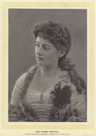 Miss Ethel Selwyn door English Photographer
