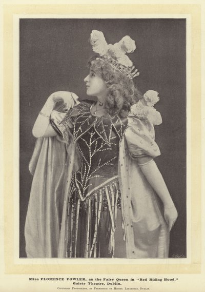 Miss Florence Fowler als de Fairy Queen in Red Riding Hood, Gaiety Theatre, Dublin door English Photographer
