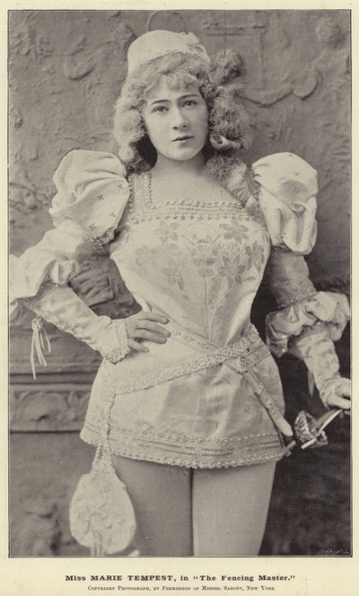 Miss Marie Tempest, in De Schermmeester door English Photographer