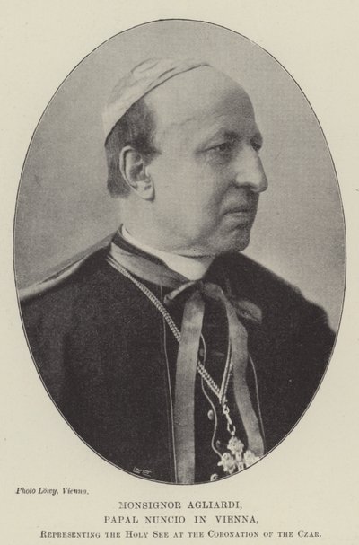 Monsignor Agliardi, pauselijke nuntius in Wenen, vertegenwoordiger van de Heilige Stoel bij de kroning van de tsaar door English Photographer