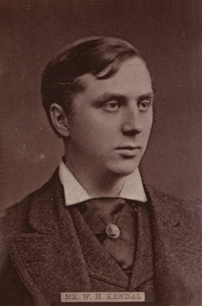 Mr. W. H. Kendal door English Photographer