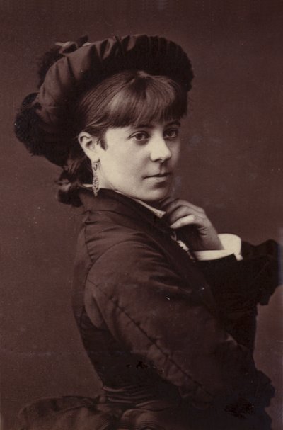 Nelly Farren door English Photographer