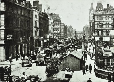 New Bridge Street, kijkend naar Ludgate Circus, City of London, 1890 door English Photographer