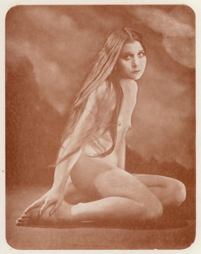 Nudistische kunst: Dolores door English Photographer