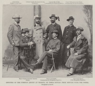 Officieren van het Vreemdelingenlegioen in Triëst, bij hun terugkeer van dienst bij de Boeren door English Photographer