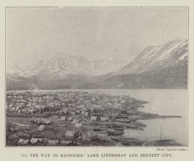 Op weg naar Klondike, Lake Linderman en Bennett City door English Photographer