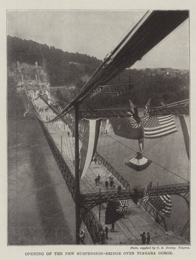 Opening van de Nieuwe Hangbrug over de Niagara Gorge door English Photographer