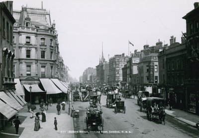 Oxford Street, Londen, kijkend naar het oosten door English Photographer