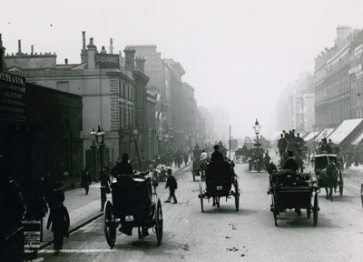 Oxford Street, Londen; kijkend naar het westen door English Photographer