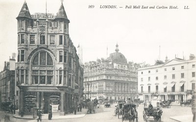 Pall Mall East en het Carlton Hotel door English Photographer