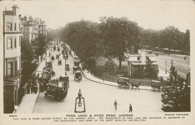 Park Lane en Hyde Park, Londen door English Photographer