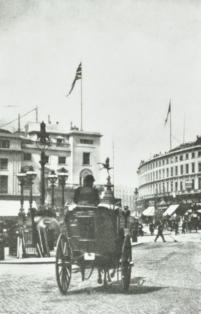 Piccadilly Circus, Westminster: richting Regent Street, 1890 door English Photographer