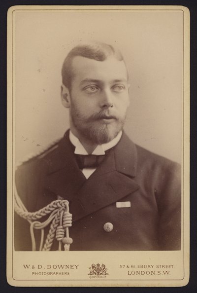 Portret, George, Hertog van York, toekomstige Koning George V door English Photographer