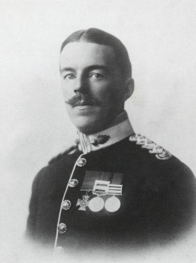 Portret van Kapitein Herbert Augustine Carter VC, 1903 door English Photographer