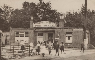 Postkantoor, Northwood, Londen door English Photographer