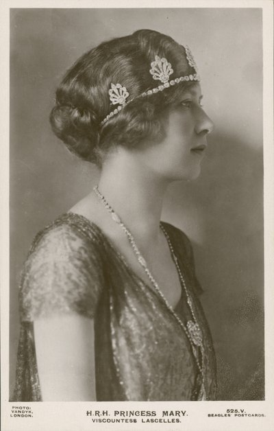 Prinses Mary, Viscountess Lascelles door English Photographer