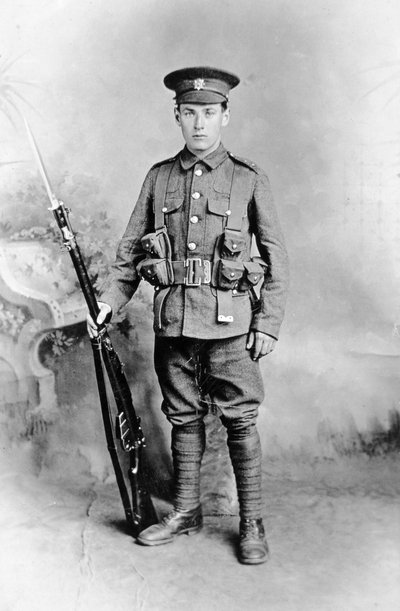 Soldaat van het Devonshire Regiment, Britse leger door English Photographer