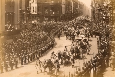 Koningin Victoria, Diamanten Jubileum processie, 1897 door English Photographer