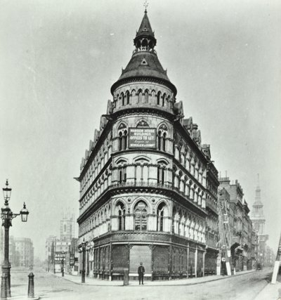 Queen Victoria Street, Mansion House Street hoek van Poultry en Queen Victoria Street, Londen, 1880 door English Photographer