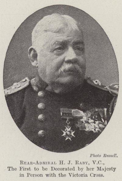Vice-admiraal H J Raby, VC, de eerste die persoonlijk door Hare Majesteit werd onderscheiden met het Victoria Cross door English Photographer