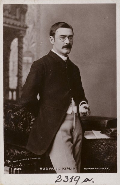 Rudyard Kipling (1865-1936), Engelse schrijver van korte verhalen, dichter en romanschrijver door English Photographer