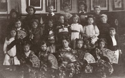 Schoolkinderen, Norfolk, begin 20e eeuw door English Photographer