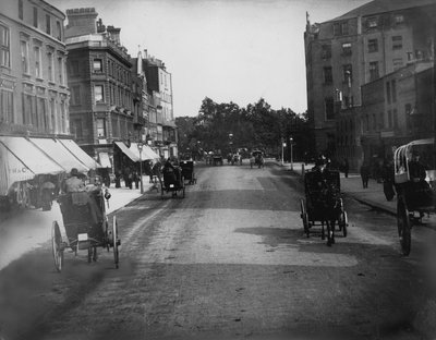 Zuidkant van Edgware Road, Londen door English Photographer