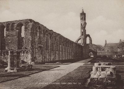 St Andrews kathedraal vanuit het oosten door English Photographer