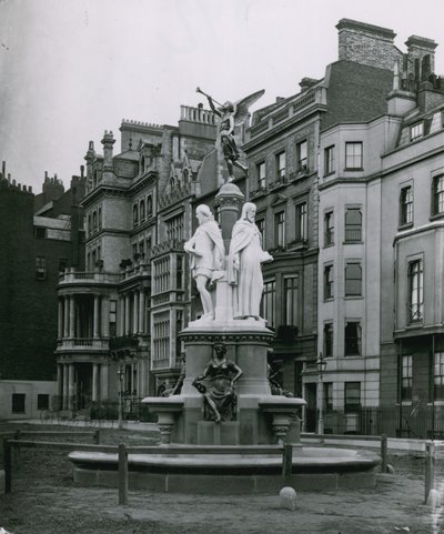 De Brown Fontein, Park Lane, Londen door English Photographer