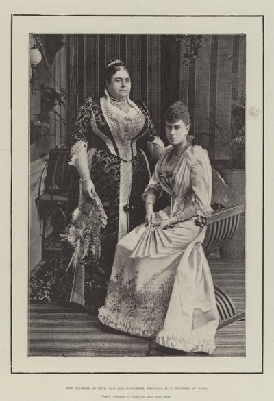 De hertogin van Teck en haar dochter, prinses May, hertogin van York door English Photographer