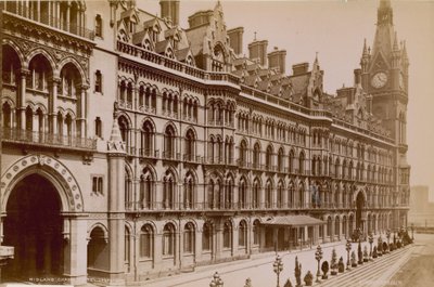 Het Midland Grand Hotel, Het Midland Railway Station, Euston Road, Londen door English Photographer