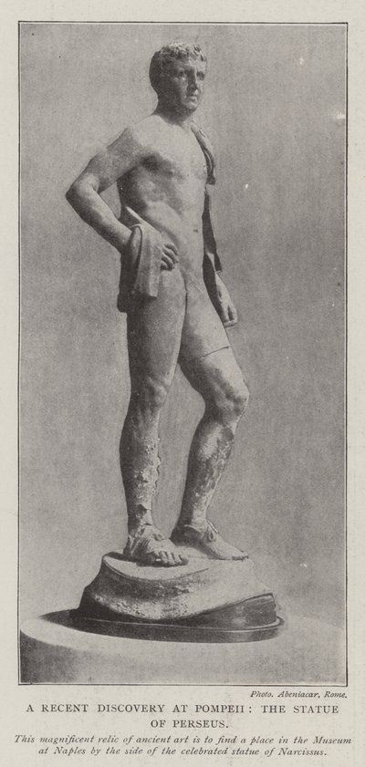 De recente ontdekking in Pompeii, het standbeeld van Perseus door English Photographer