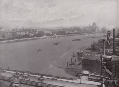 De Theems en Oostelijke Sectie van de Victoria Embankment door English Photographer