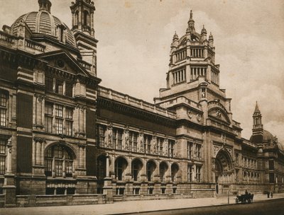 Het Victoria en Albert Museum, 1899 door English Photographer