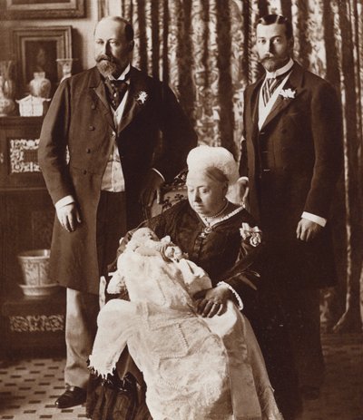 De doop van de toekomstige koning Edward VIII, met koningin Victoria, koning Edward VII en koning George V door English Photographer