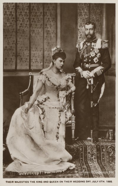 Het huwelijk van Prins George, Hertog van York (later Koning George V), en Prinses Mary van Teck (later Koningin Mary) door English Photographer
